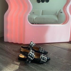 Steve Madden Graya Flat